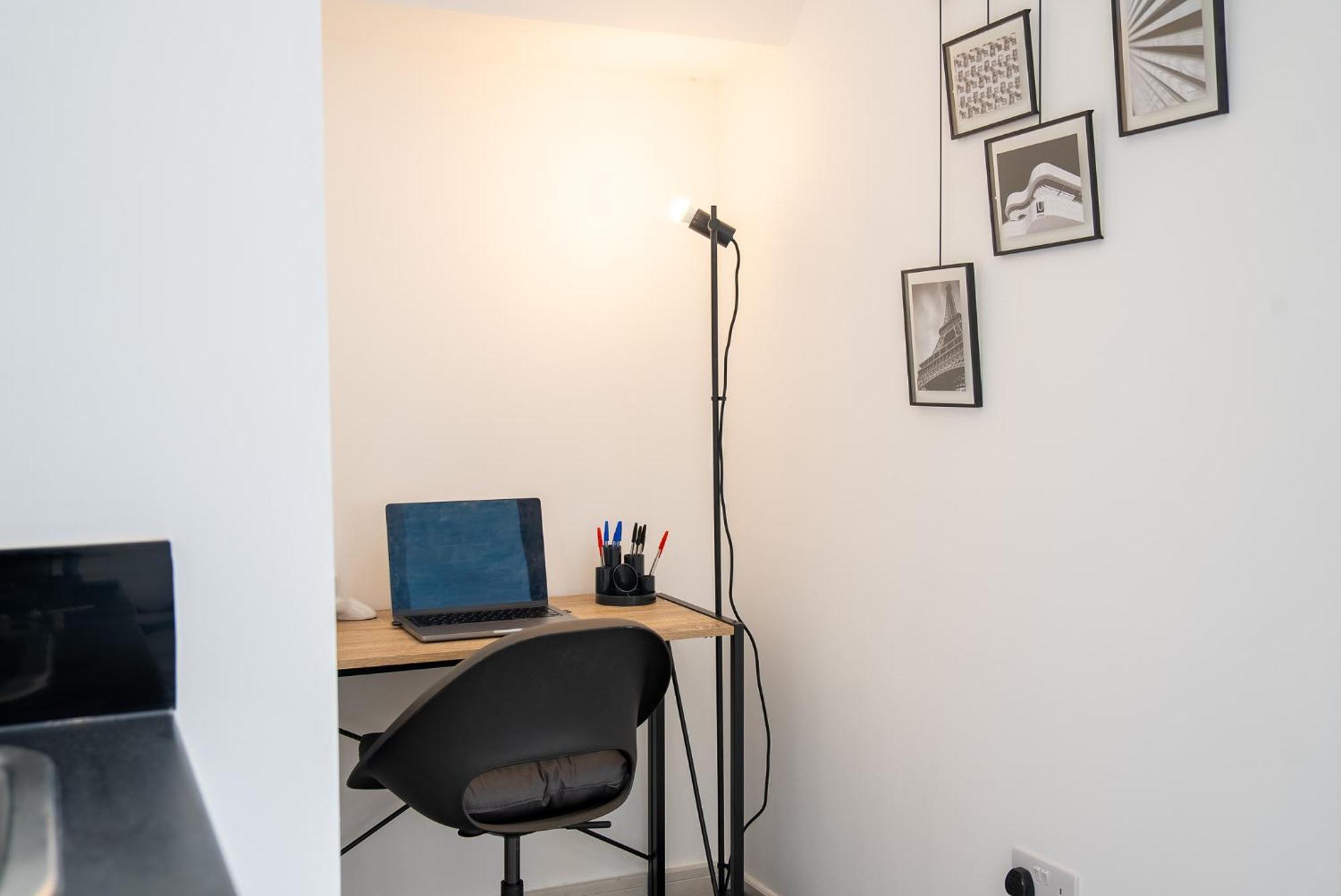 Luxury Studio Apartment In Sutton, London Sutton  Dış mekan fotoğraf